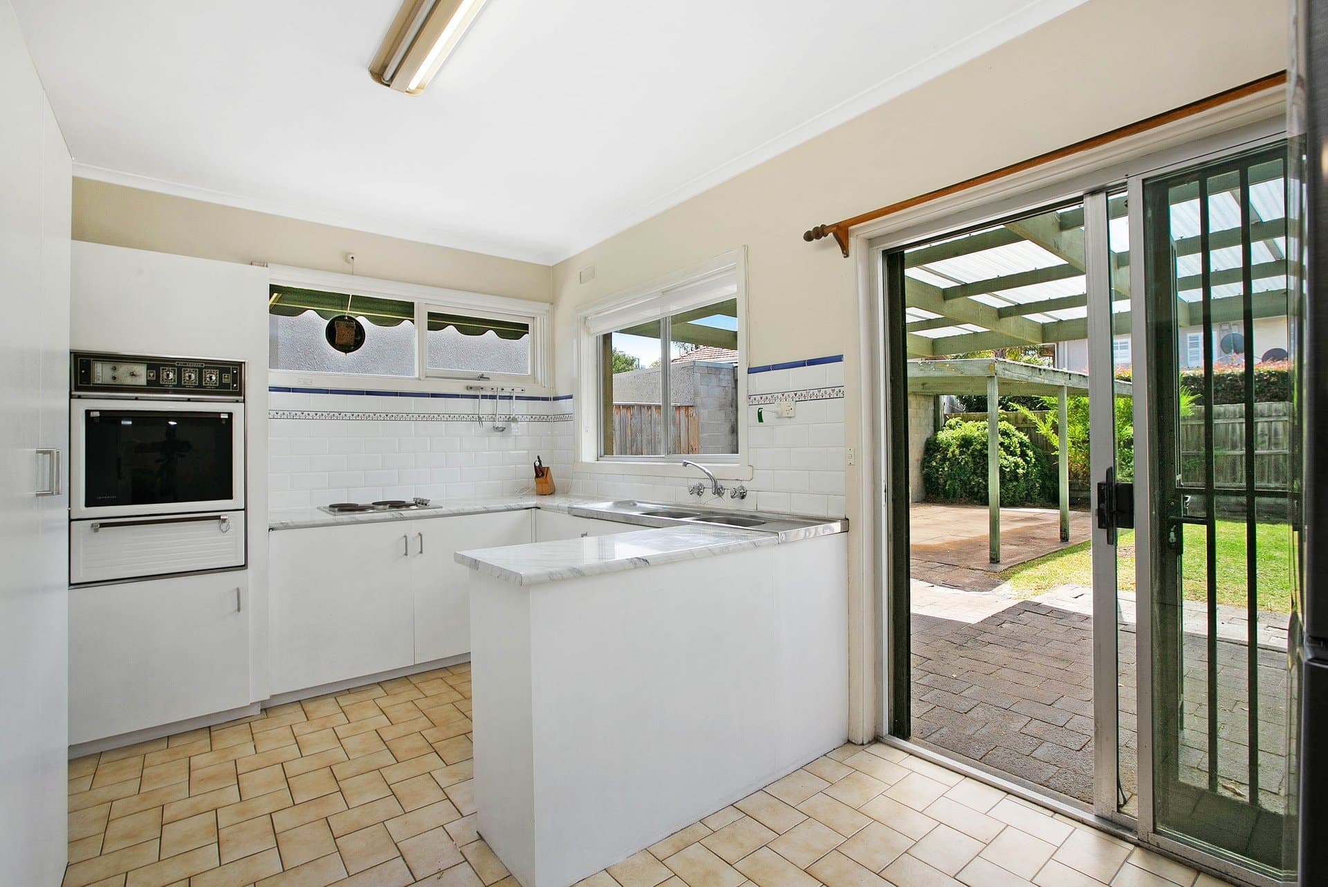 5 Crichton Avenue, Port Melbourne, Port Melbourne - Thumbnail 4