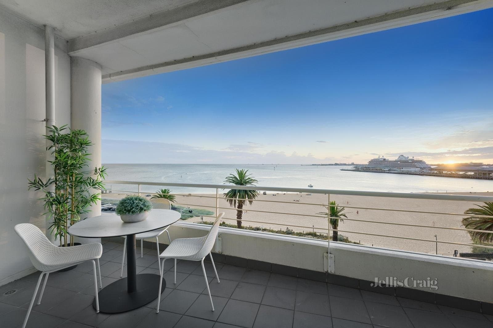 601/62 Beach Street, Port Melbourne, Port Melbourne - Thumbnail 2