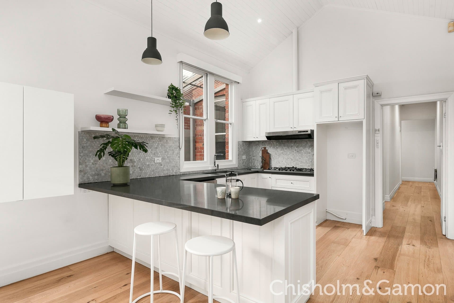 63 Spray Street, Elwood, Elwood - Thumbnail 4