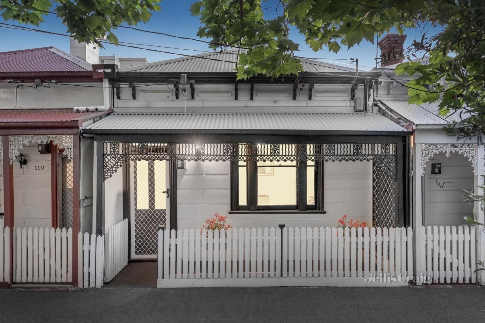108 Graham Street, Albert Park, Albert Park - Thumbnail 2