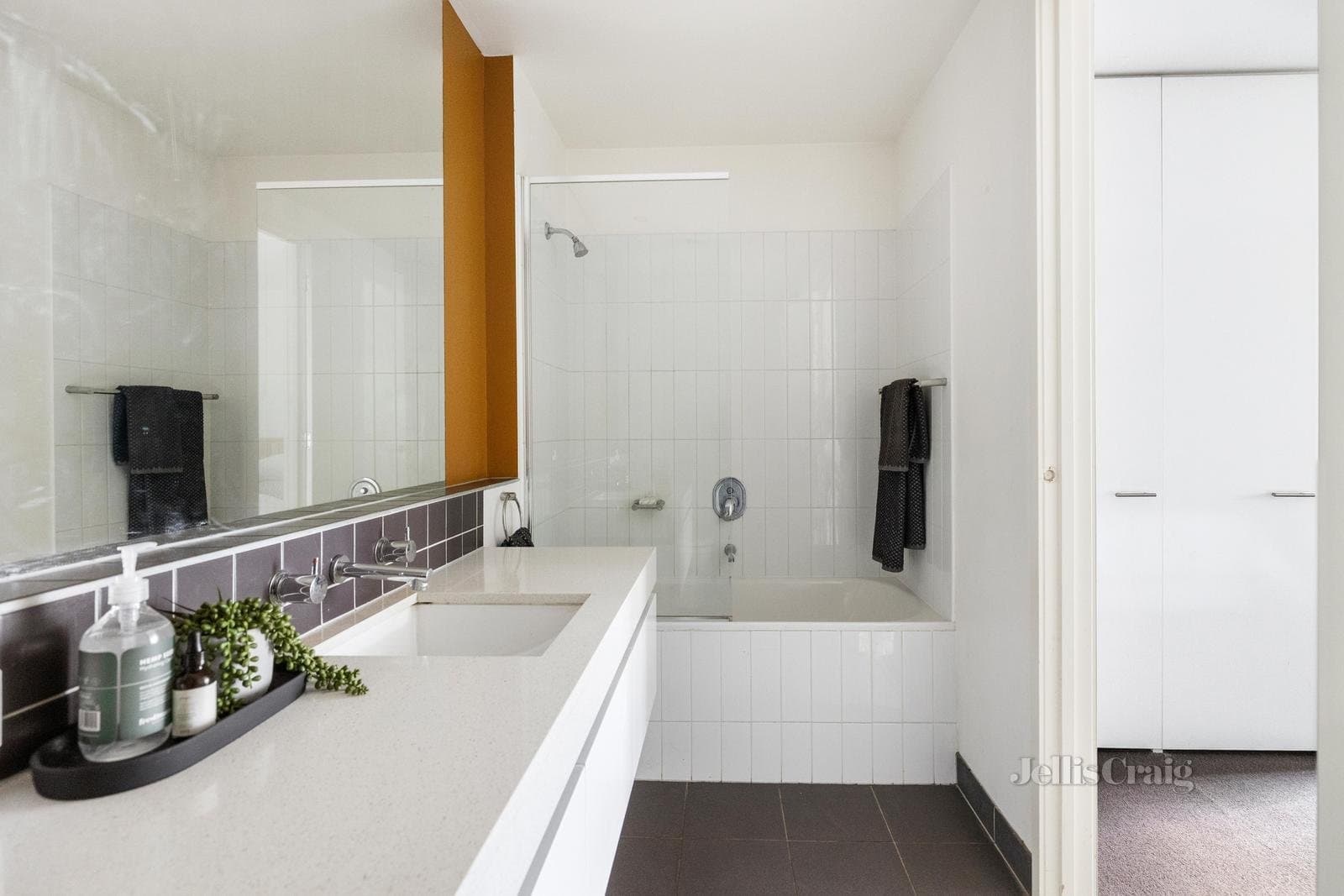 208/91 Dow Street, Port Melbourne, Port Melbourne - Thumbnail 7