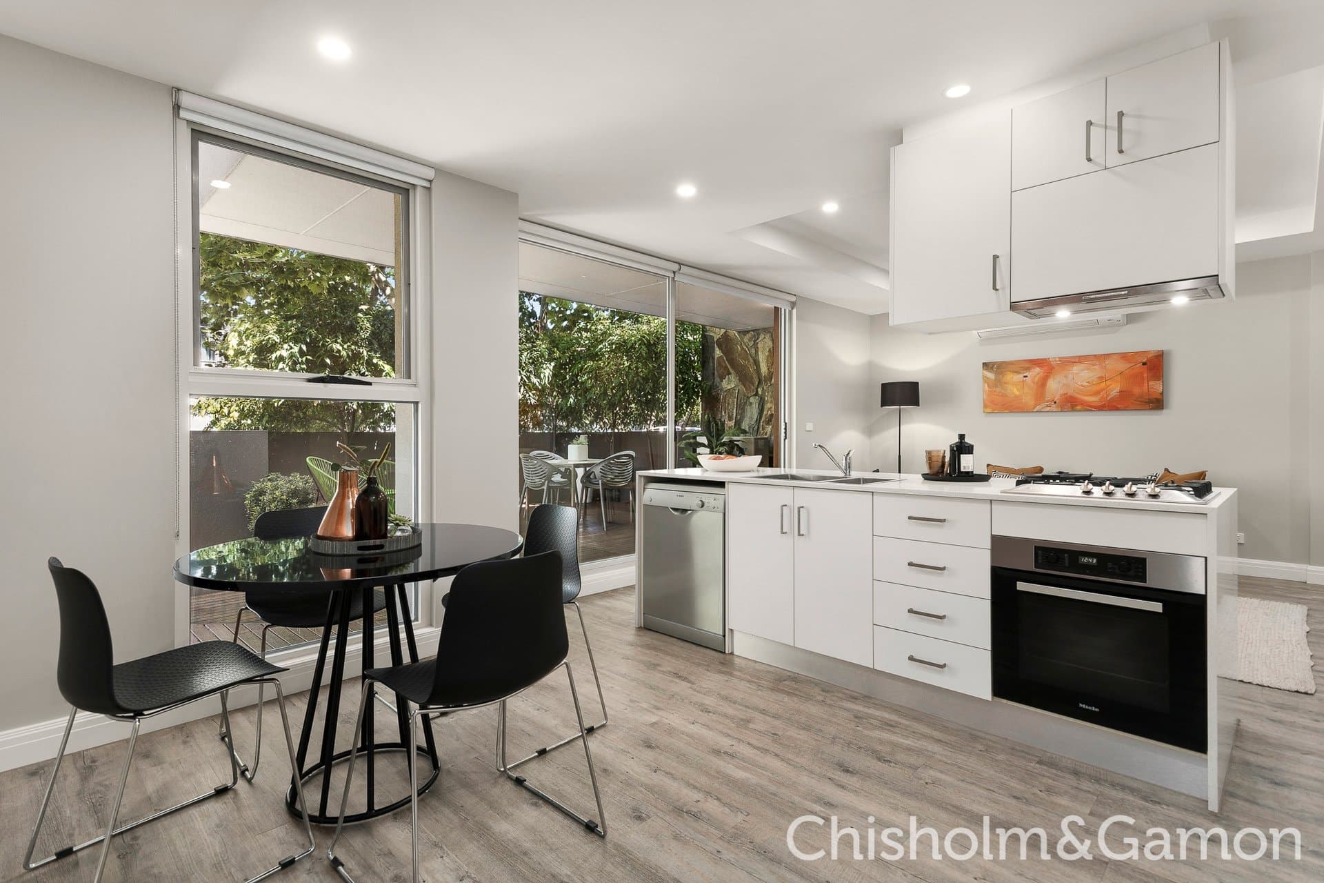 2/24 Pine Avenue, Elwood, Elwood - Thumbnail 5