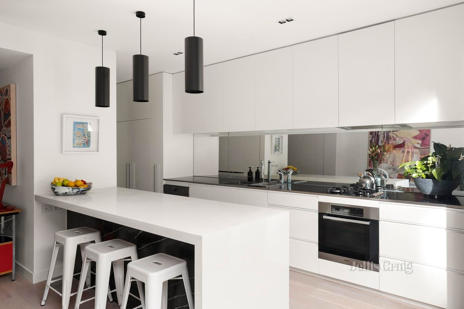 11 Henderson Street, South Melbourne, South Melbourne - Thumbnail 6