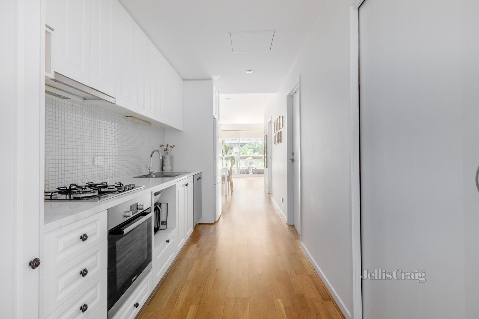 201/54 Nott Street, Port Melbourne, Port Melbourne - Thumbnail 7