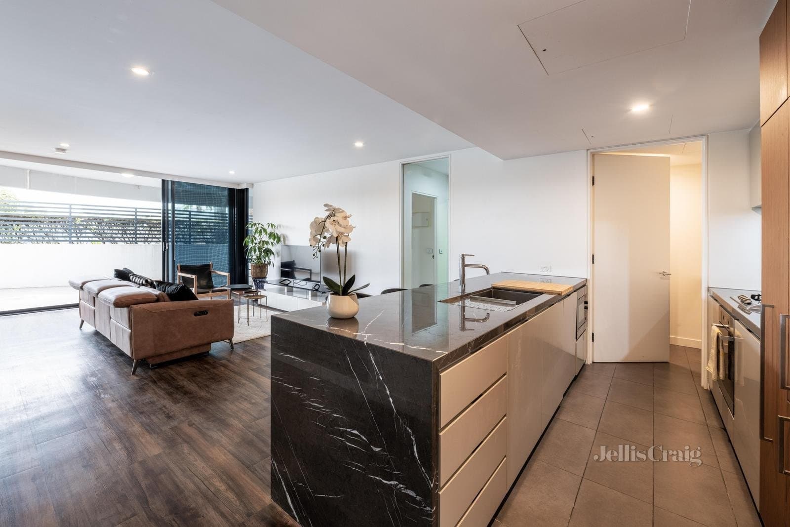 407/108 Bay Street, Port Melbourne, Port Melbourne - Thumbnail 3