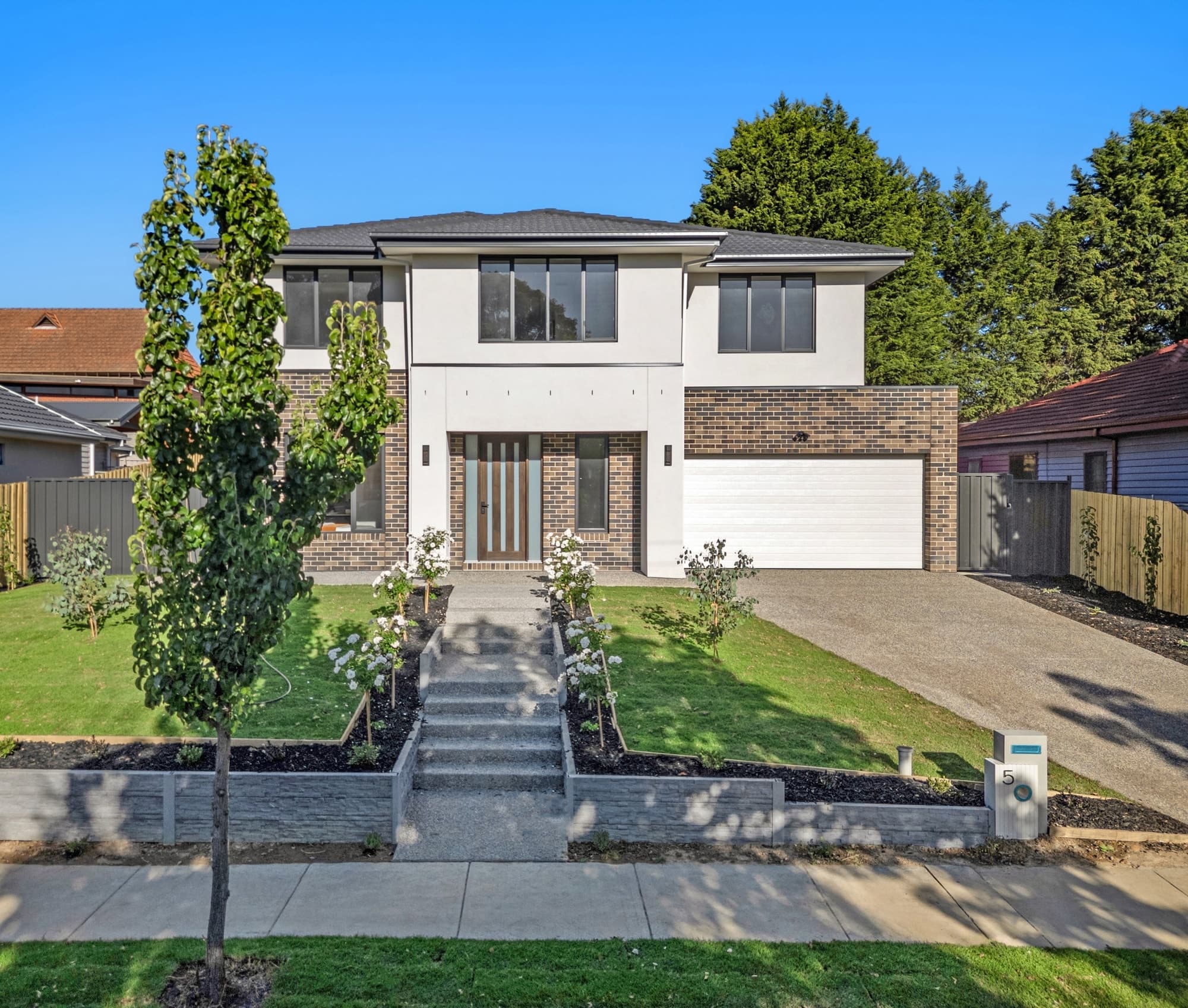 5 Gunyah Road, Blackburn North - Thumbnail 2