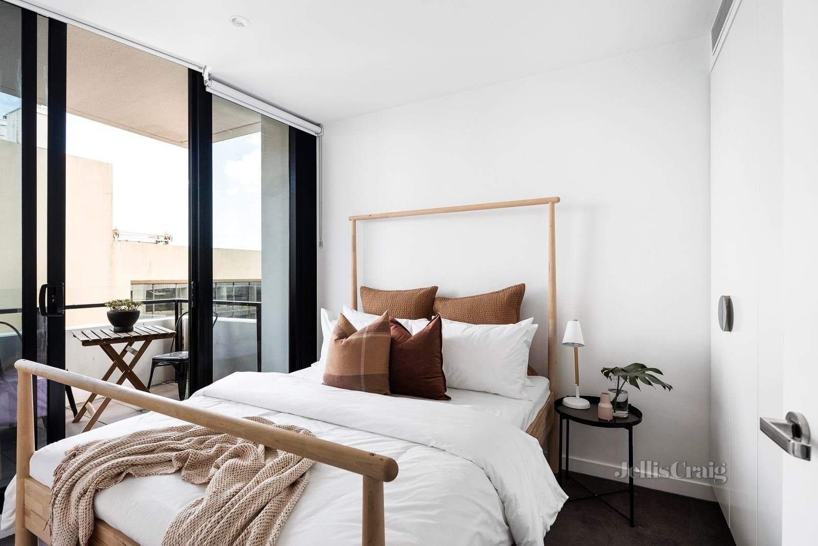 606/74-76 Eastern Road, South Melbourne, South Melbourne - Thumbnail 8