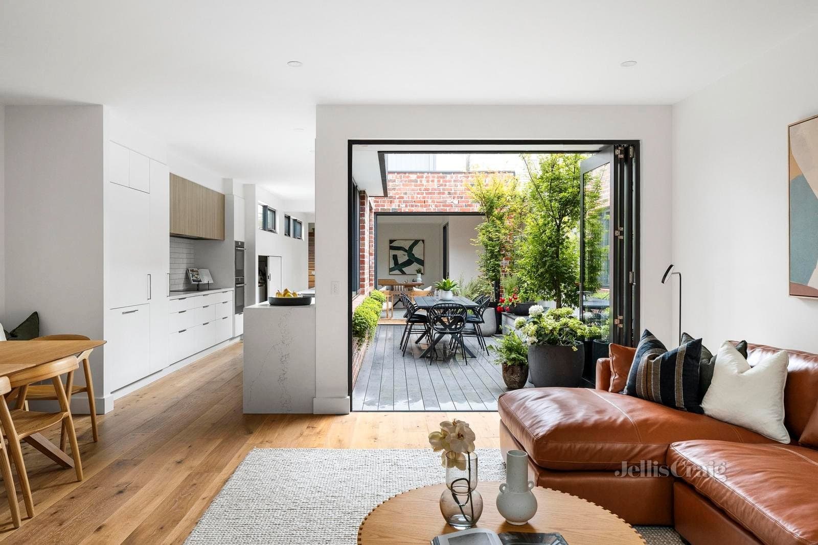 19 Glover Street, South Melbourne, South Melbourne - Thumbnail 3