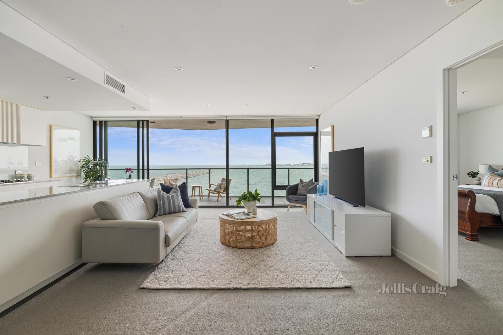 505/155 Beach Street, Port Melbourne, Port Melbourne - Thumbnail 3