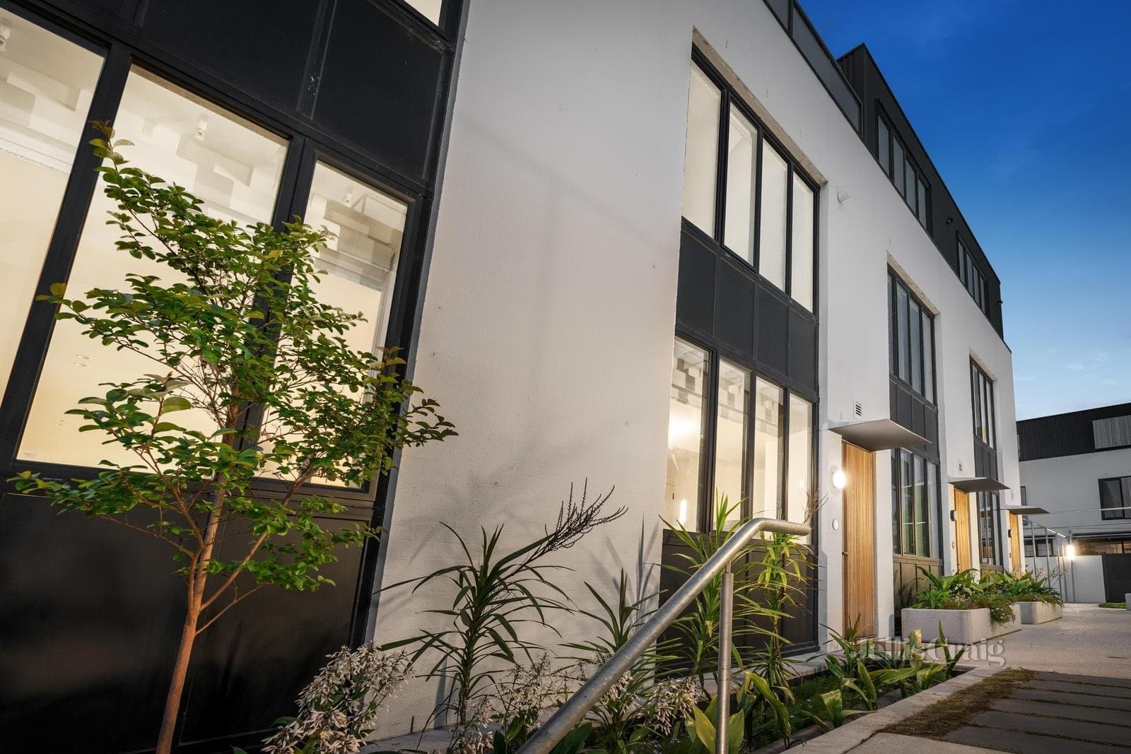 8/7 Nelson Street, Balaclava, Balaclava - Thumbnail 2