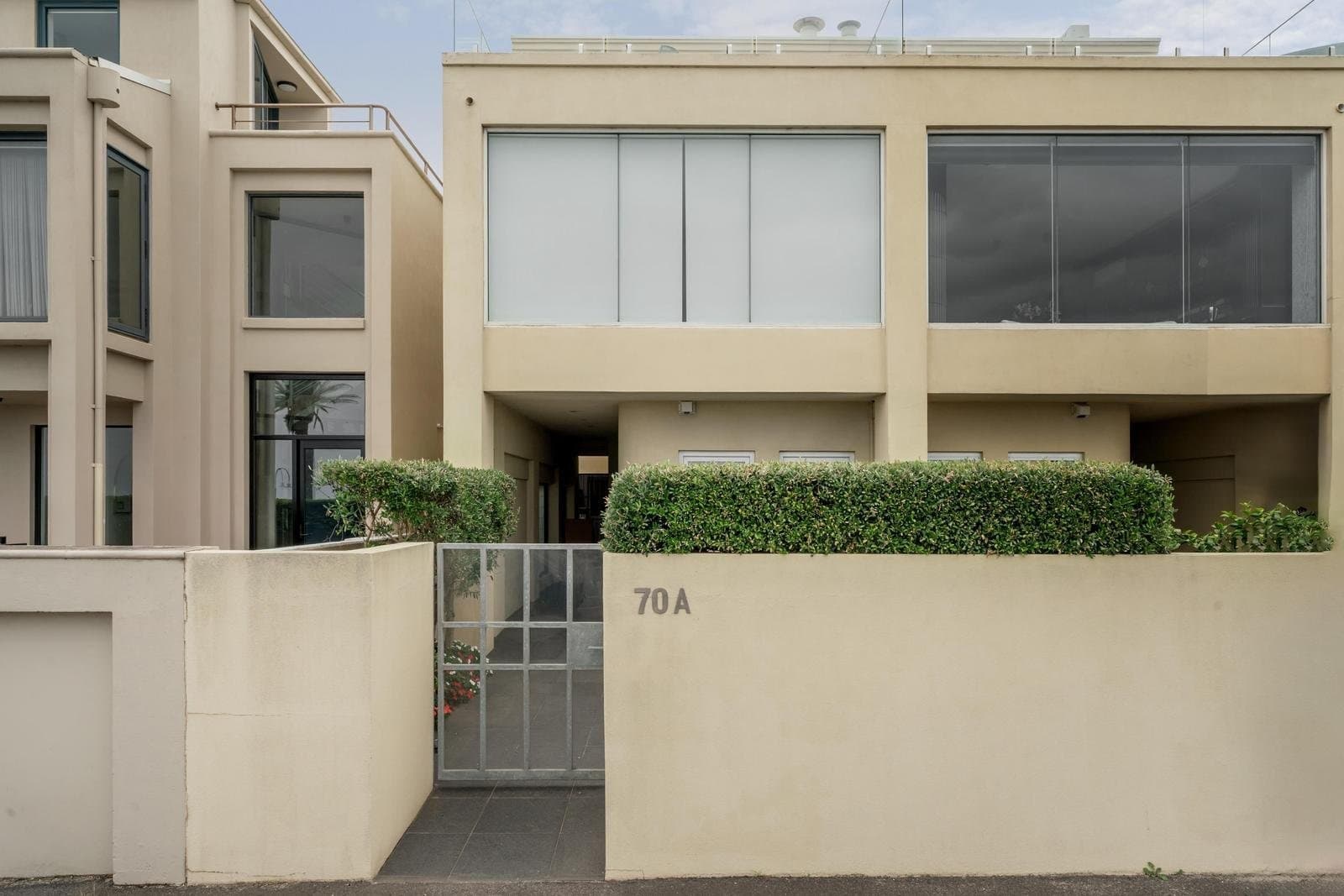 70A Beaconsfield Parade, Albert Park, Albert Park - Image 1