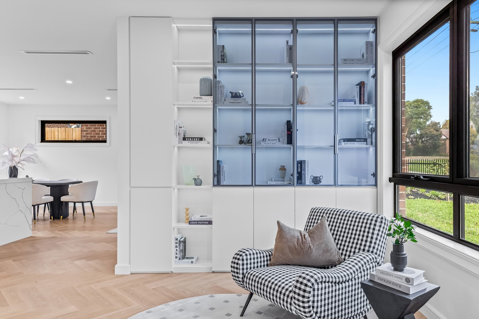 1/4 Medway Street, Box Hill North - Thumbnail 2