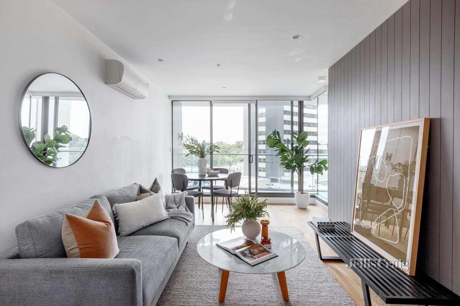 802/35 Albert Road, Melbourne, Melbourne - Thumbnail 2