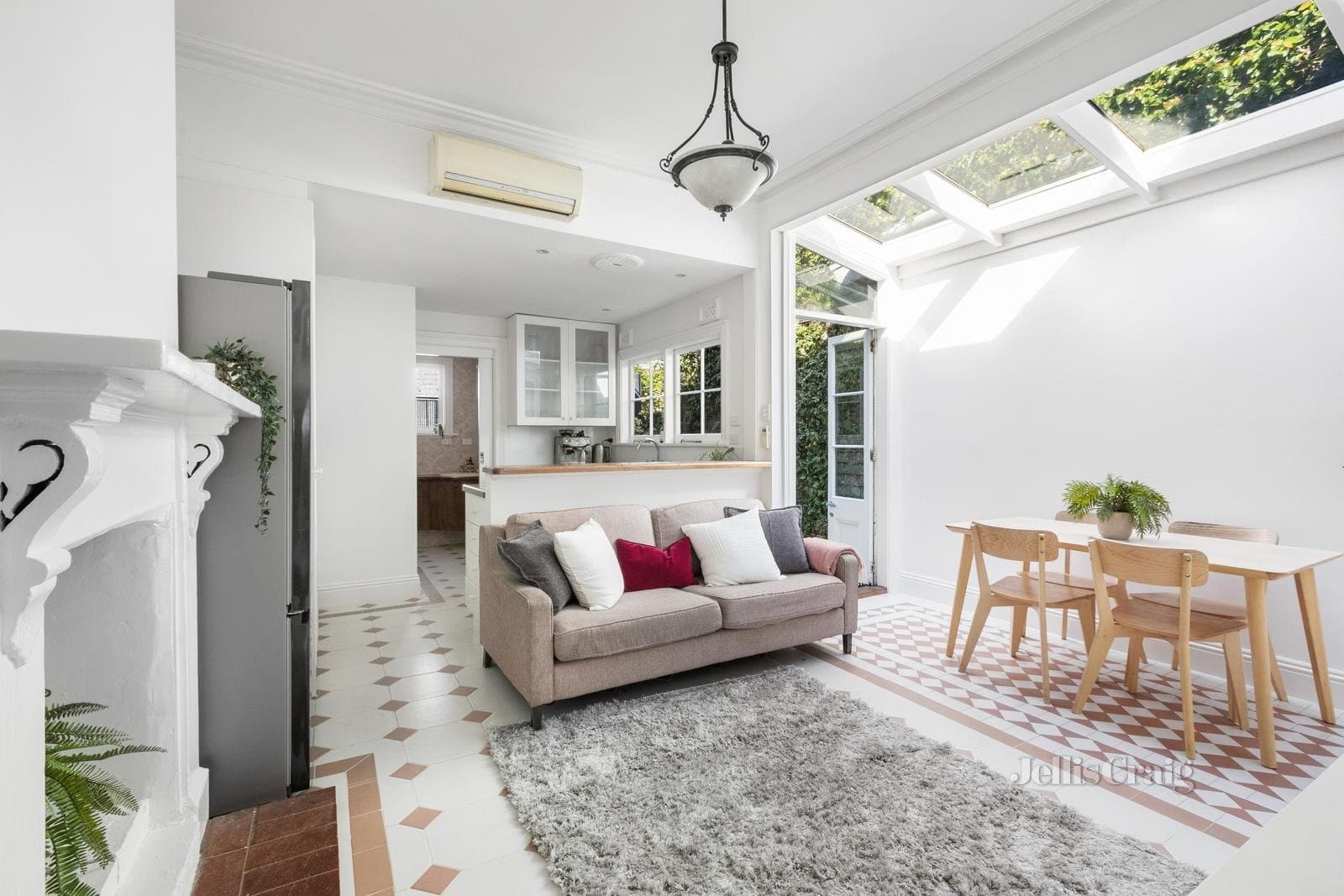 19 Spring Street East, Port Melbourne, Port Melbourne - Thumbnail 3