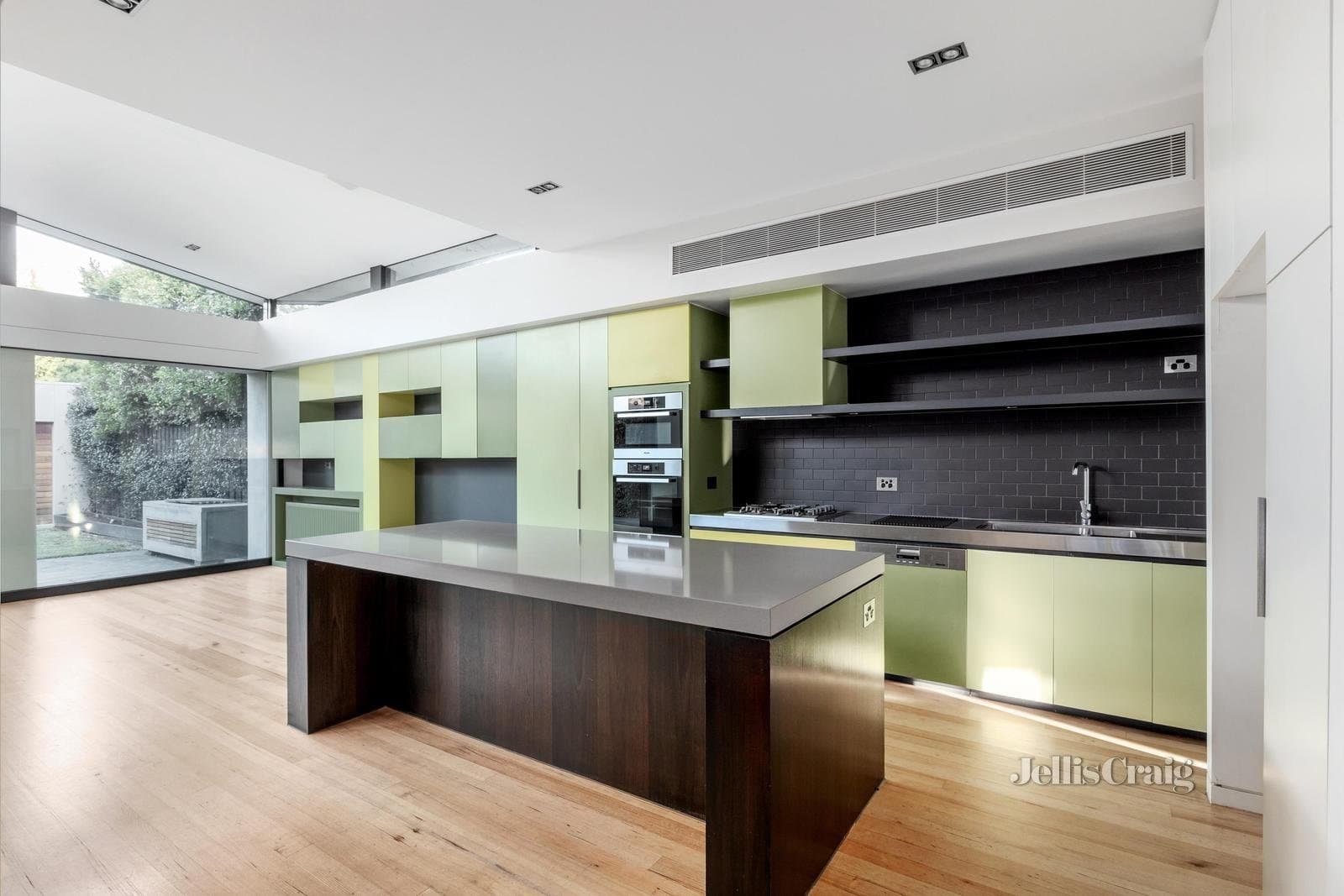 33 Broadway, Elwood, Elwood - Thumbnail 3