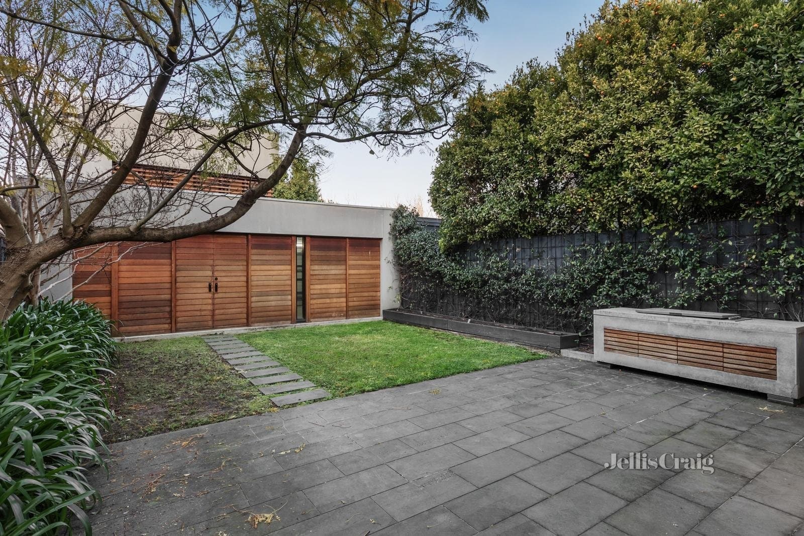 33 Broadway, Elwood, Elwood - Thumbnail 4