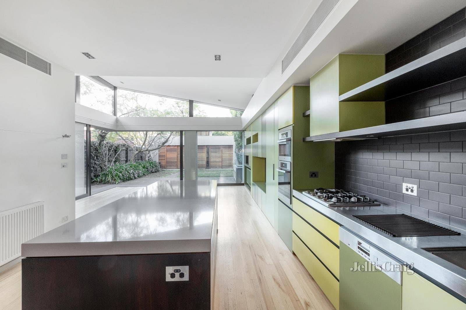 33 Broadway, Elwood, Elwood - Thumbnail 7