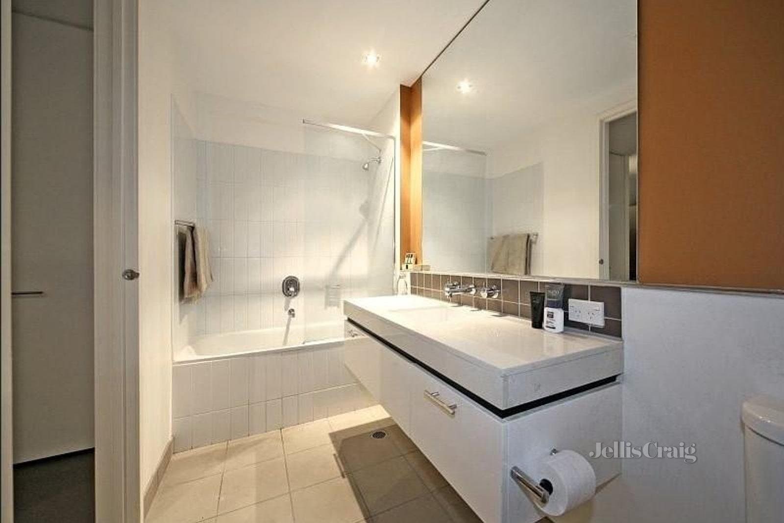 F203/91 Dow Street, Port Melbourne, Port Melbourne - Thumbnail 7