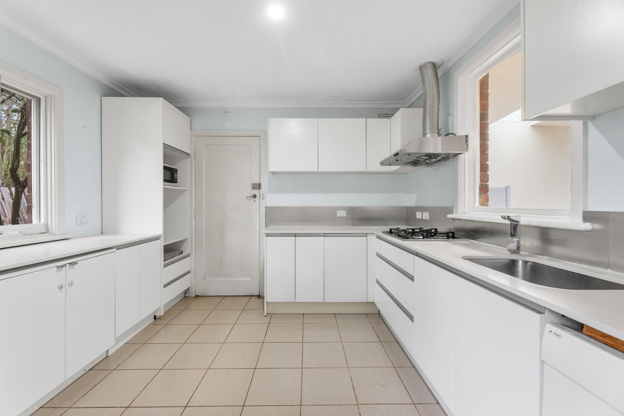 5 Martin Court, Forest Hill - Thumbnail 4