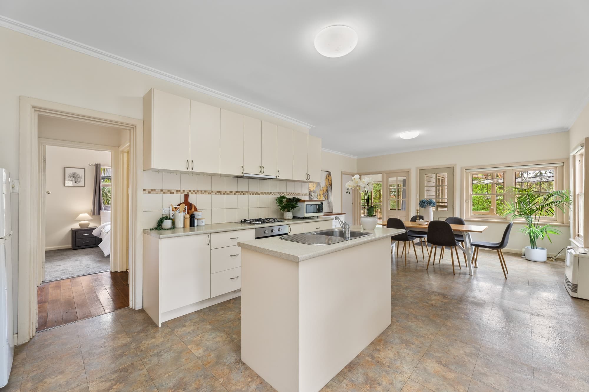 35 Morloc Street, Forest Hill - Thumbnail 5