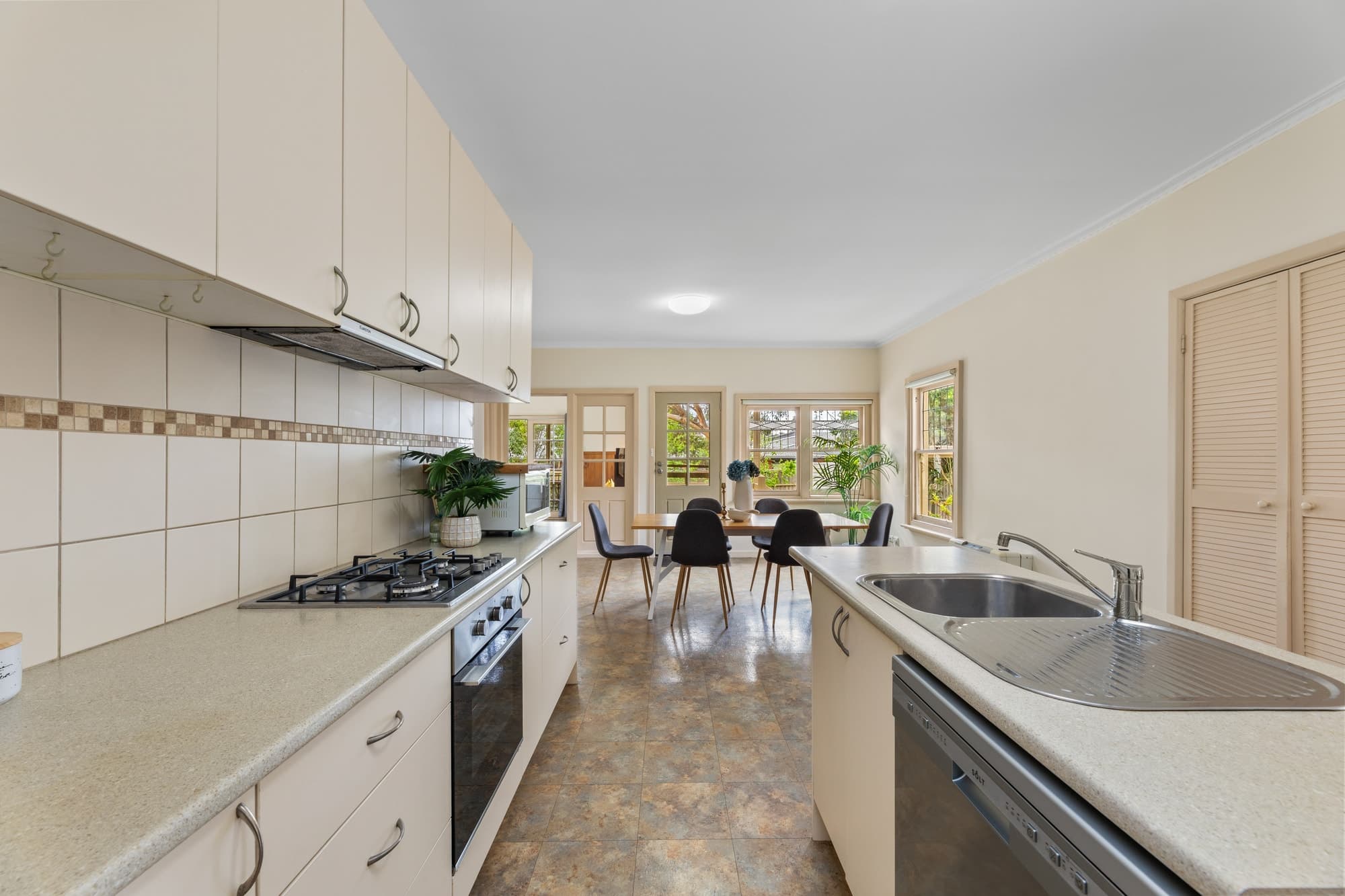 35 Morloc Street, Forest Hill - Thumbnail 6