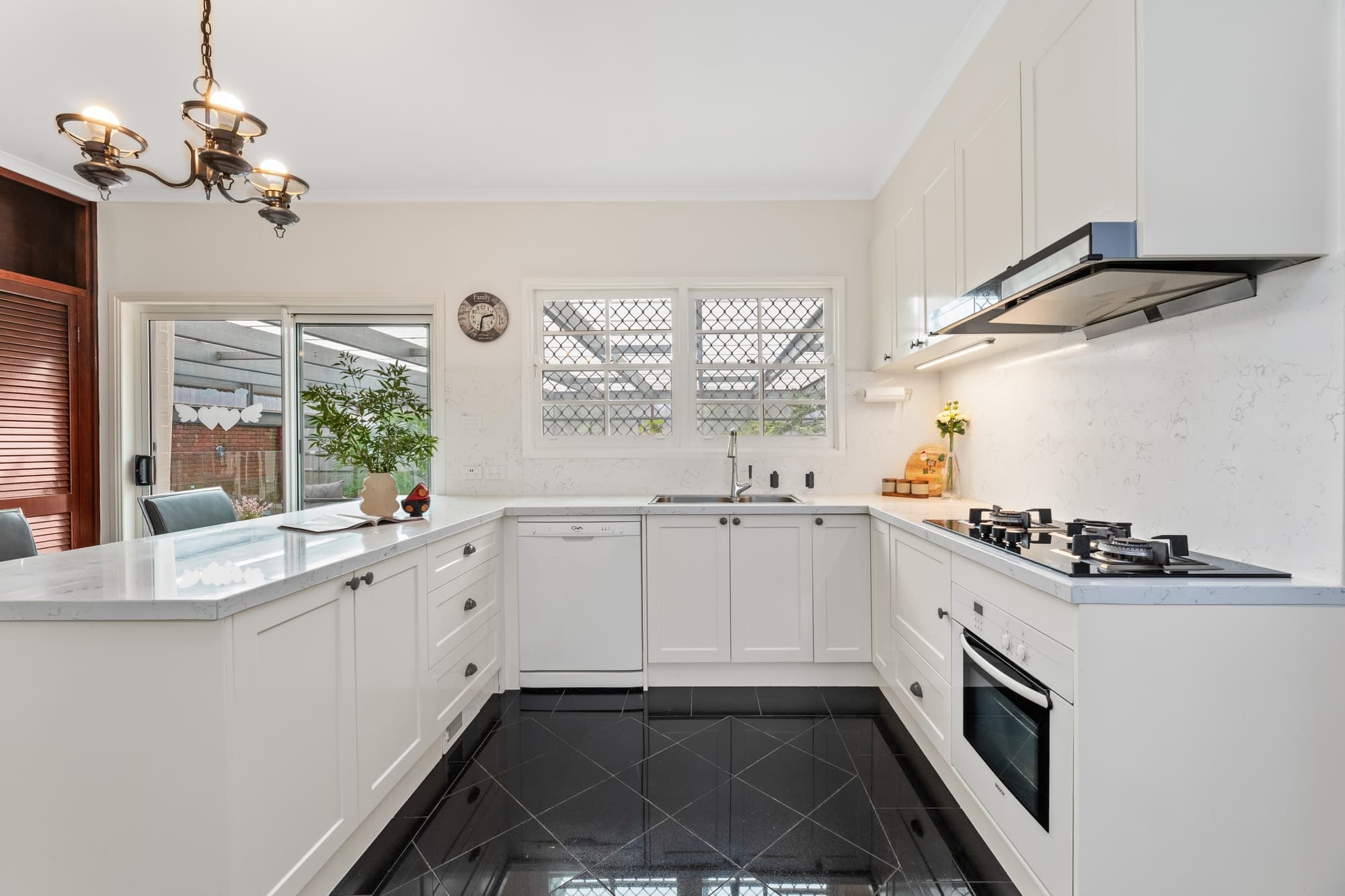 29 Panorama Drive, Forest Hill - Thumbnail 7