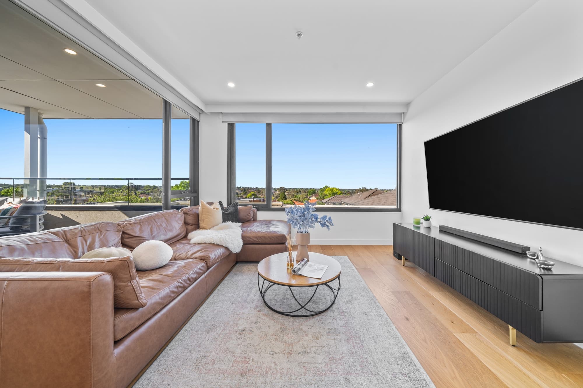 204/1058 Doncaster Road, Doncaster East - Thumbnail 2