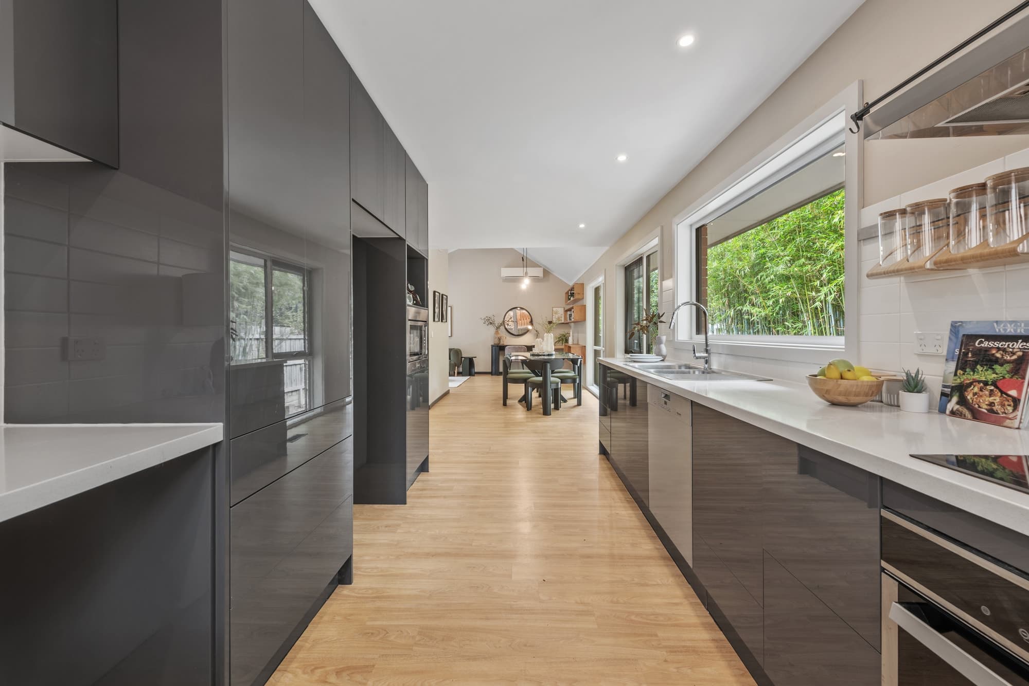 3/2 Sweetland Road, Box Hill - Thumbnail 8