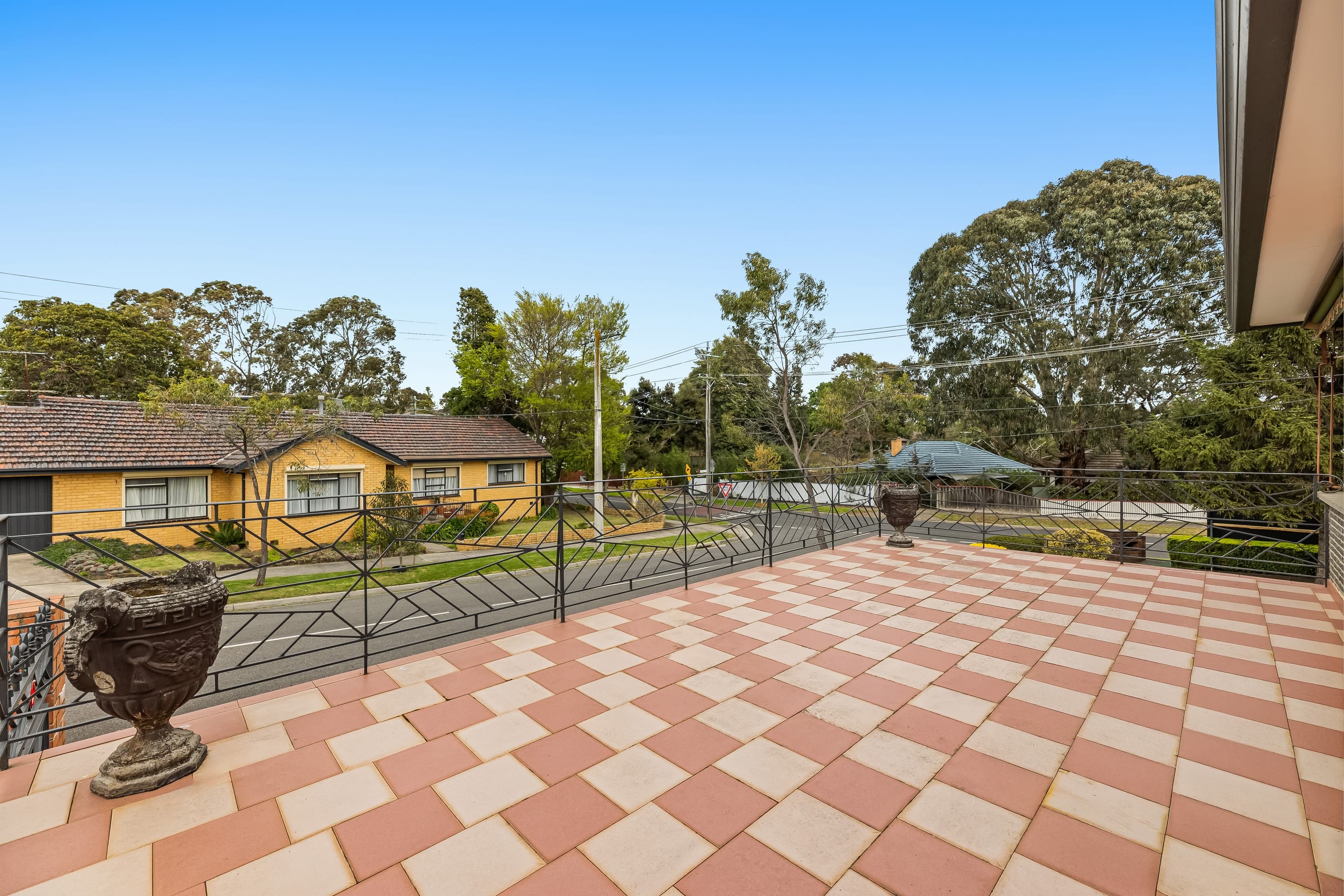 58 Woodhouse Grove, Box Hill North - Thumbnail 4