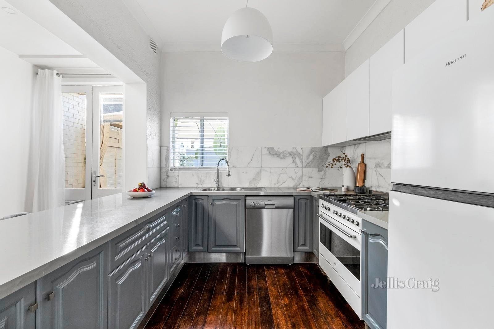17 Heath Street, Port Melbourne, Port Melbourne - Thumbnail 6