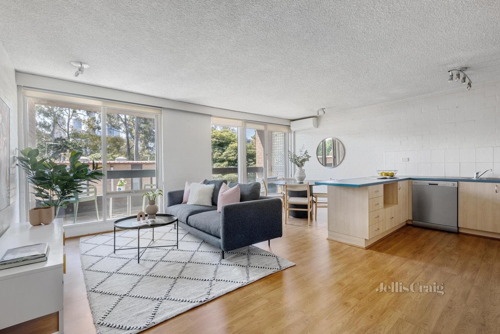 72B Napier Street, South Melbourne, South Melbourne - Thumbnail 2