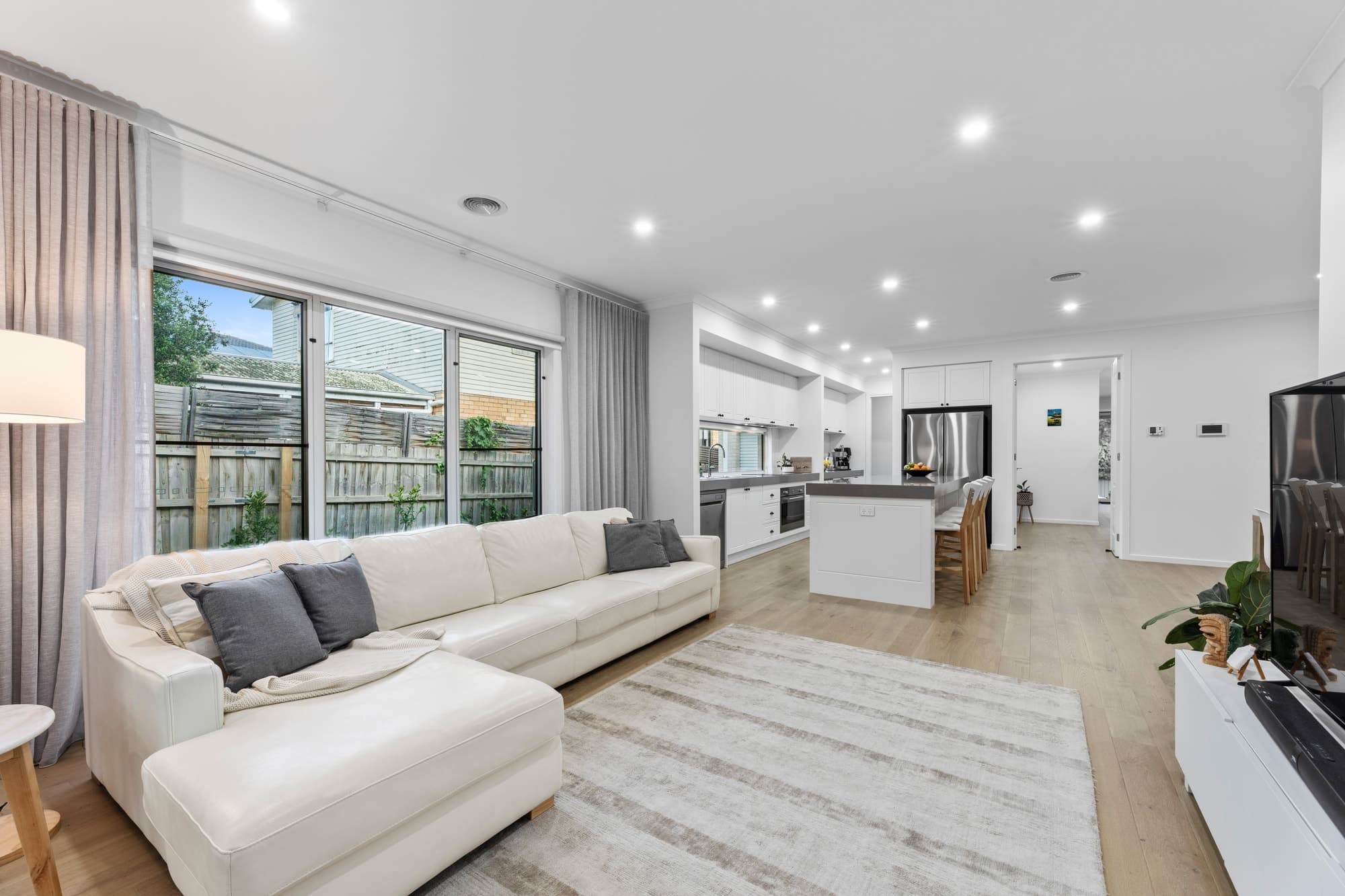 89 Jolimont Road, Forest Hill - Thumbnail 3