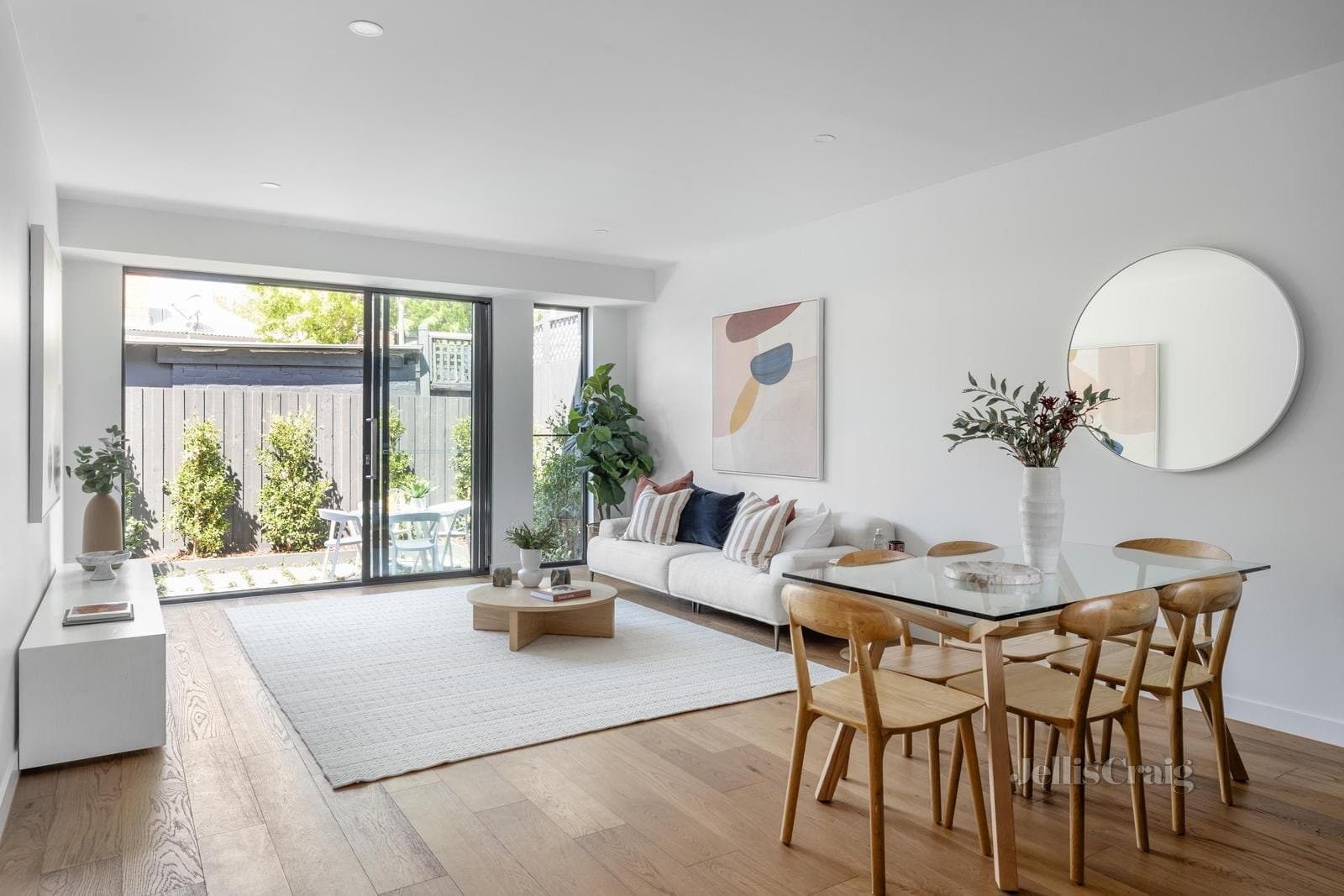 1/282 Ross Street, Port Melbourne, Port Melbourne - Thumbnail 3