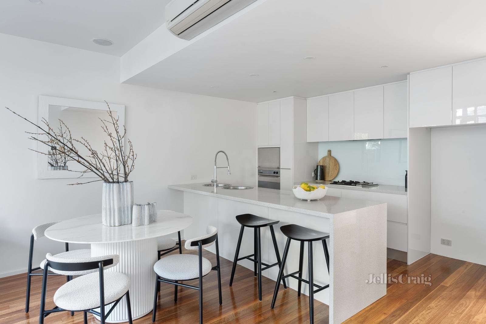 16 Tribe Street, South Melbourne, South Melbourne - Thumbnail 4
