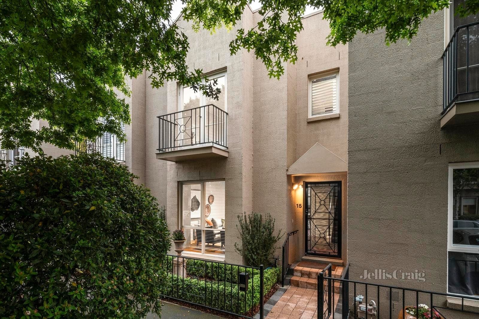 15 Davies Street, Port Melbourne, Port Melbourne - Thumbnail 2