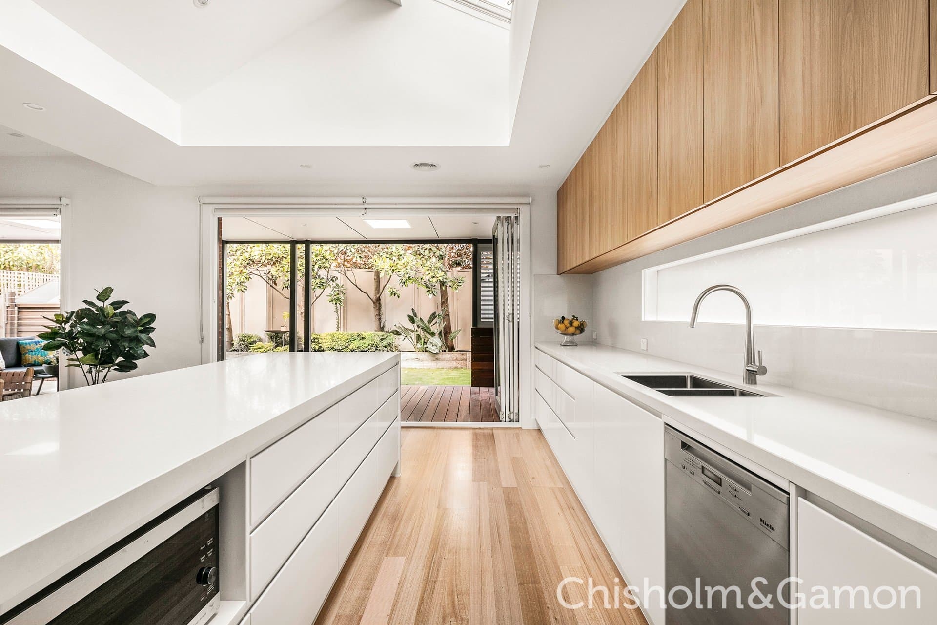 13 Foam Street, Elwood, Elwood - Thumbnail 6