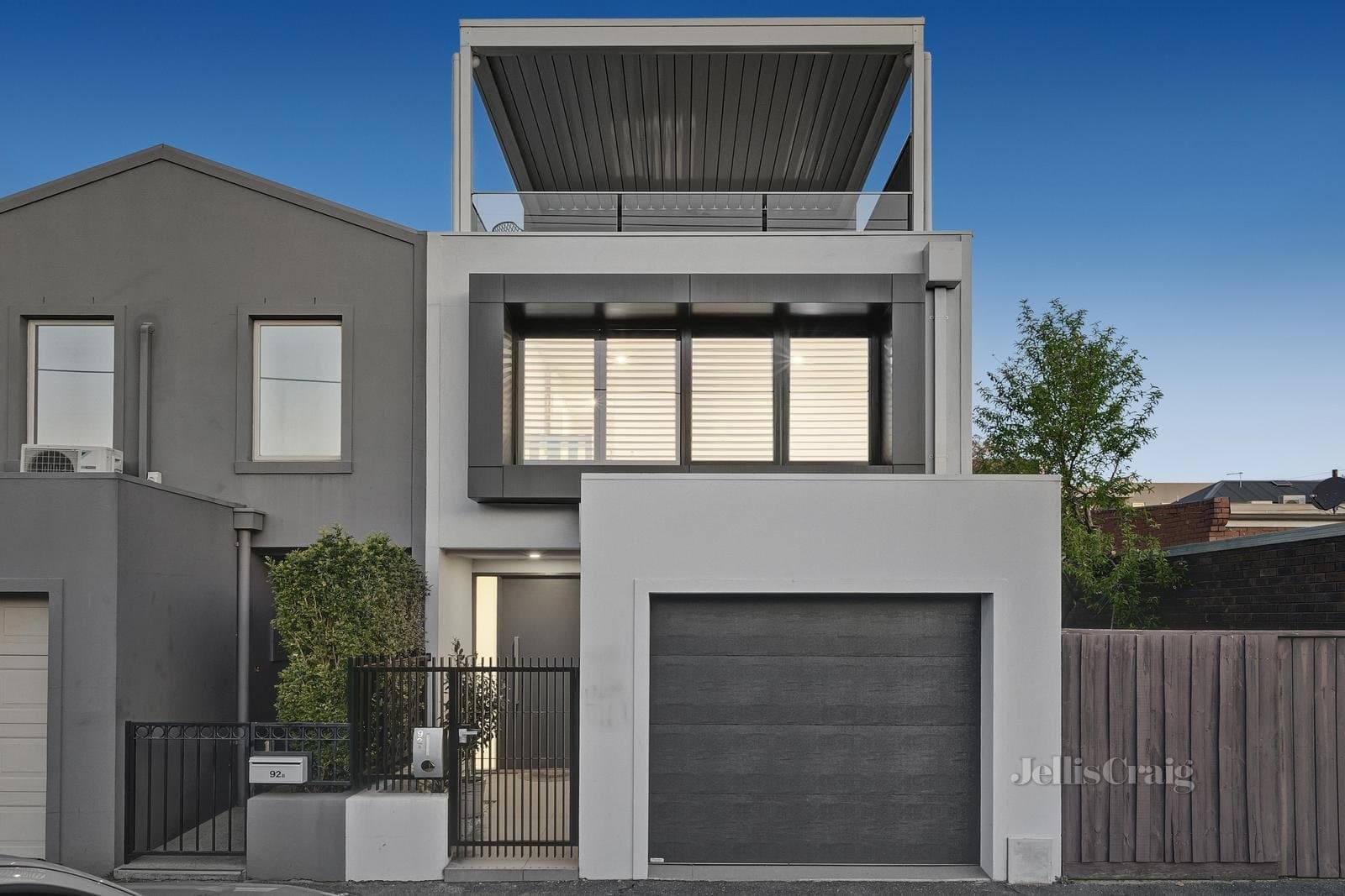 92a Nott Street, Port Melbourne, Port Melbourne - Thumbnail 2