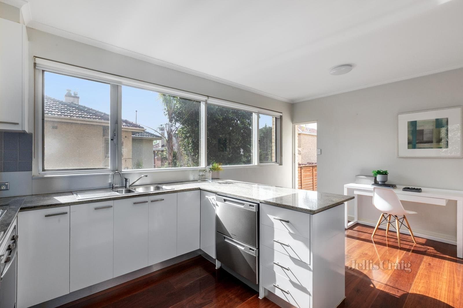 2/3 Milton Street, Elwood, Elwood - Thumbnail 7