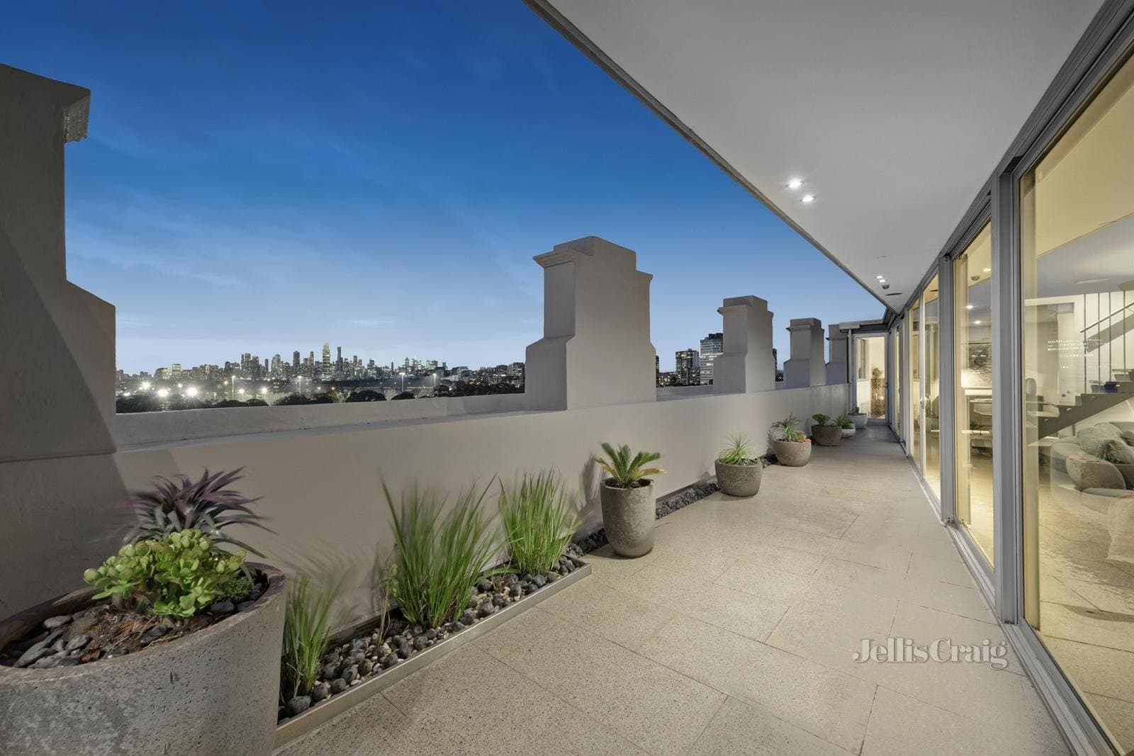 501/129 Fitzroy Street, St Kilda, St Kilda - Thumbnail 4