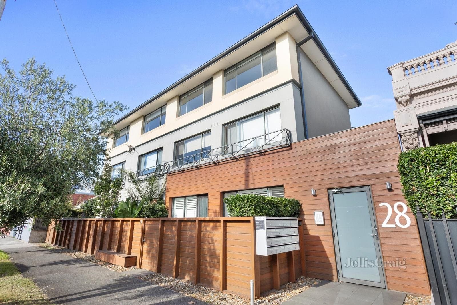 15/28 Patterson Street, Middle Park, Middle Park - Thumbnail 2