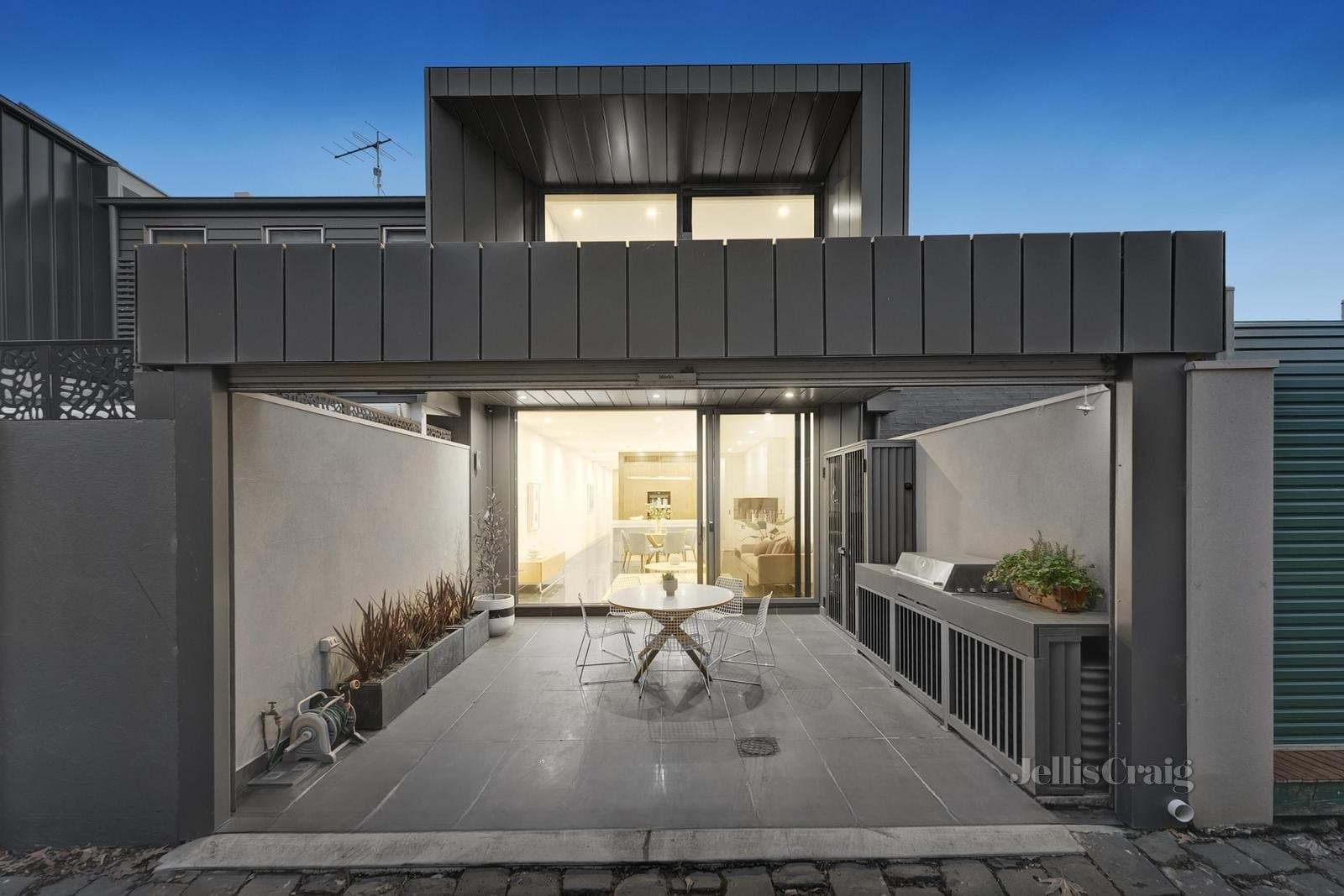 54 Raglan Street, South Melbourne, South Melbourne - Image 1