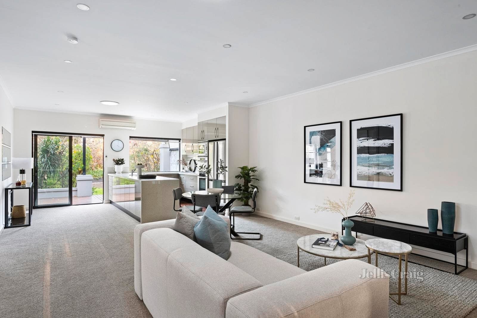 6 Swallow Street, Port Melbourne, Port Melbourne - Thumbnail 3