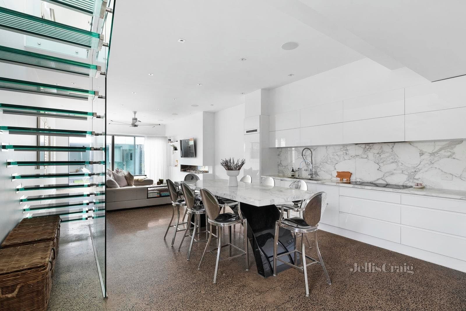 98 Armstrong Street, Middle Park, Middle Park - Thumbnail 4