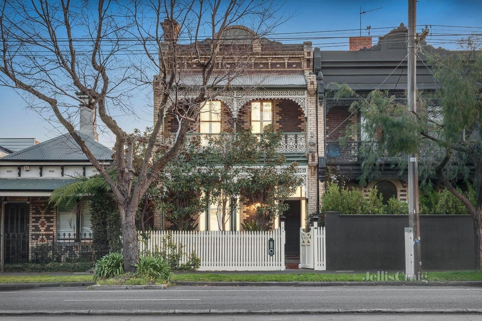 11 Canterbury Road, Albert Park, Albert Park - Thumbnail 2