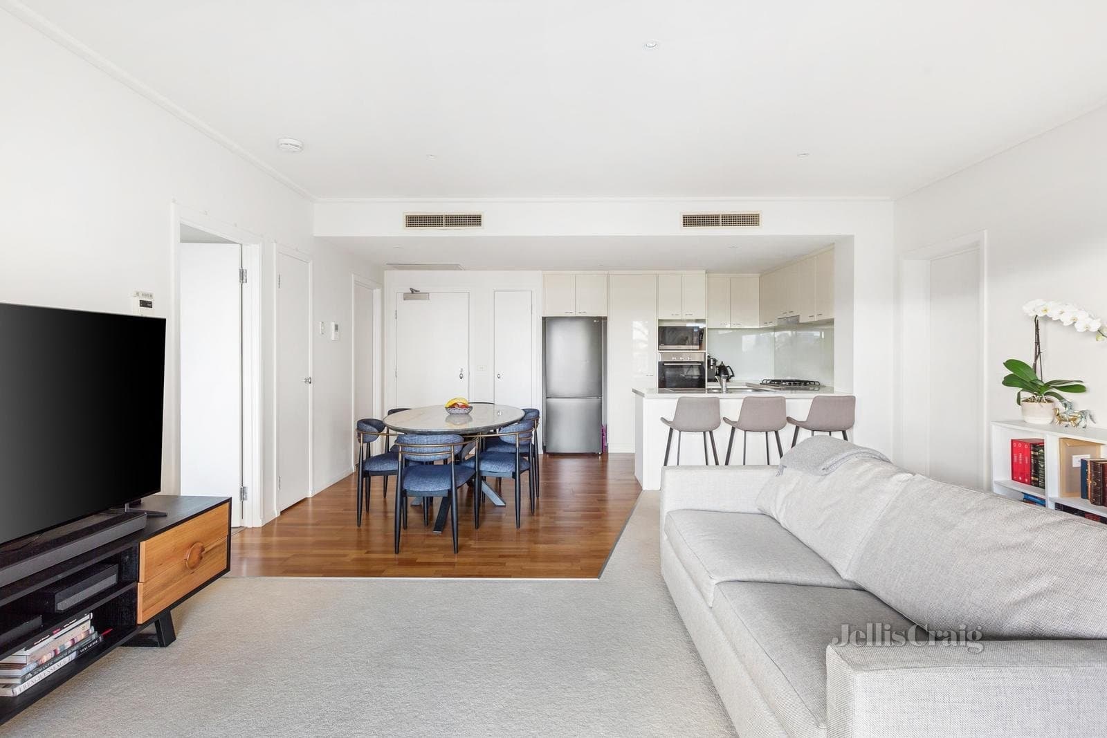 30/4 Seisman Place, Port Melbourne, Port Melbourne - Thumbnail 5