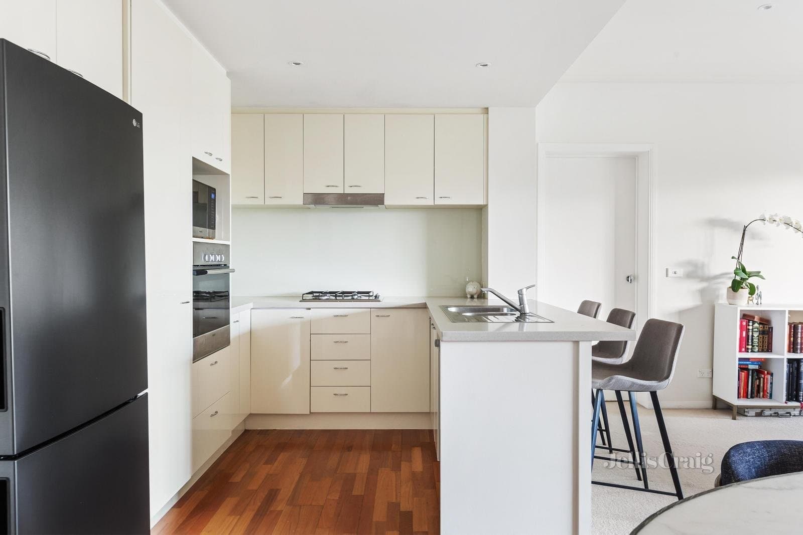 30/4 Seisman Place, Port Melbourne, Port Melbourne - Thumbnail 6