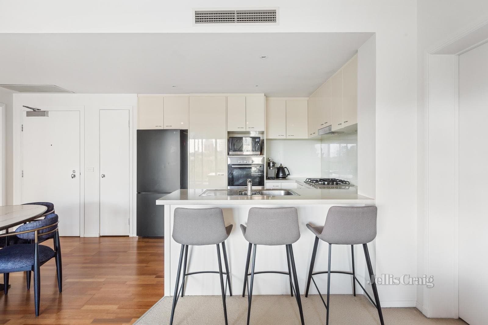 30/4 Seisman Place, Port Melbourne, Port Melbourne - Thumbnail 7