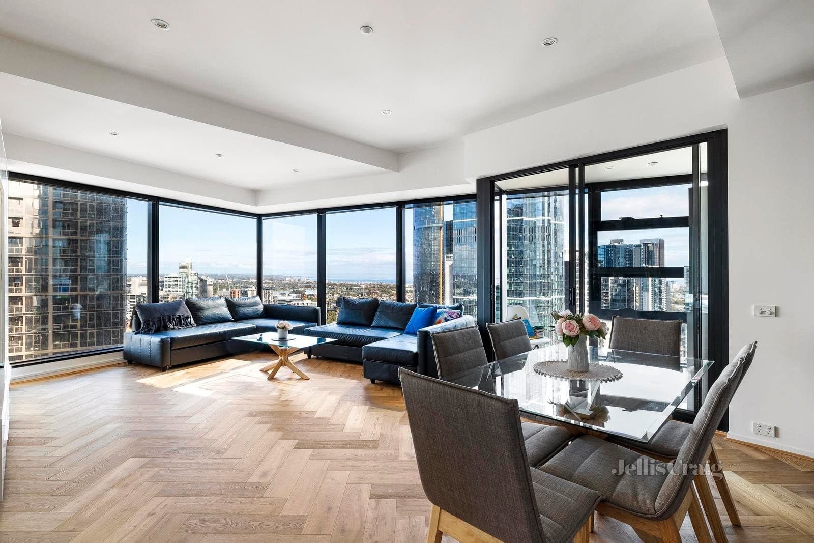 3701/7 Riverside Quay, Southbank, Southbank - Image 1