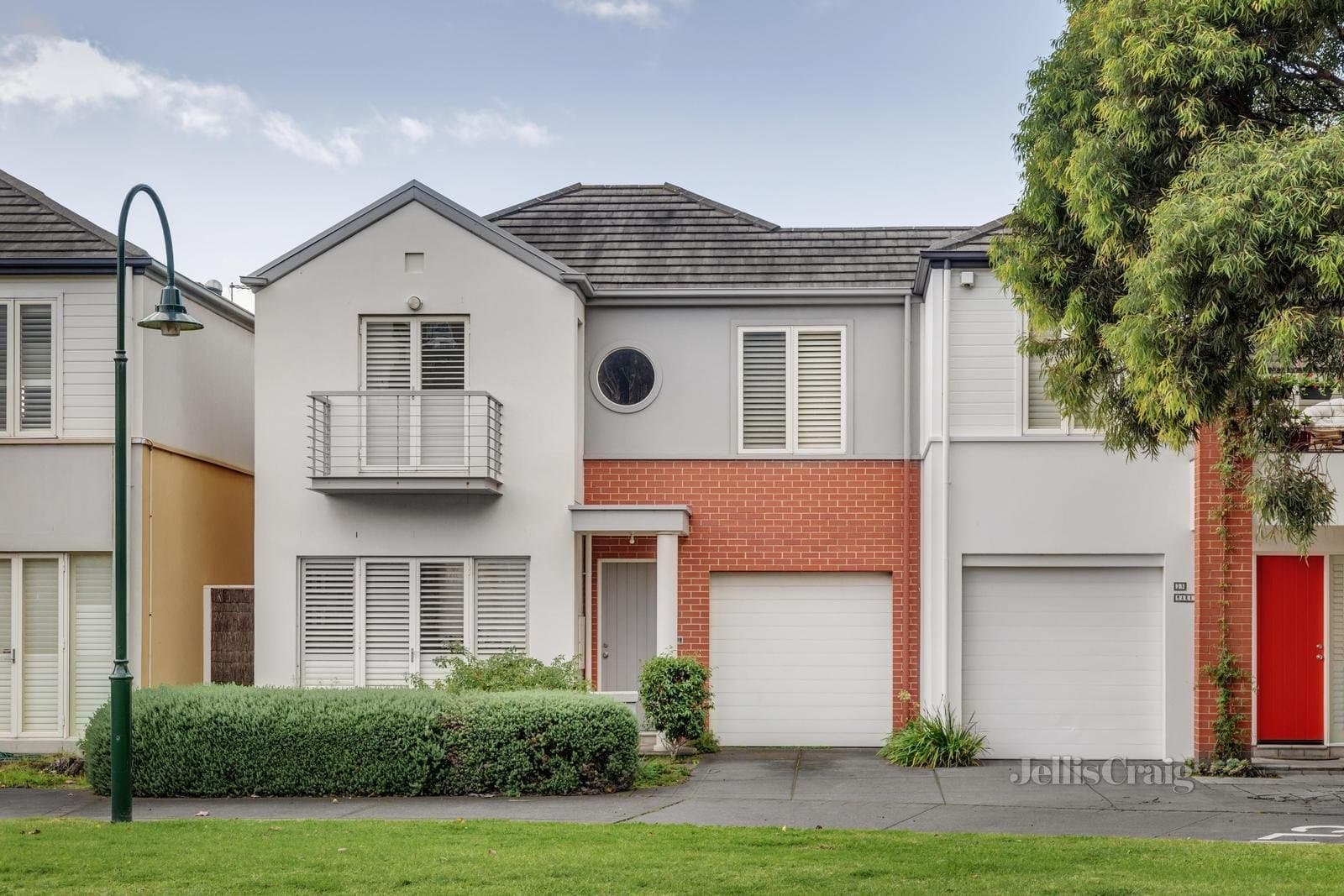 21 Mariposa Place, Port Melbourne, Port Melbourne - Image 1