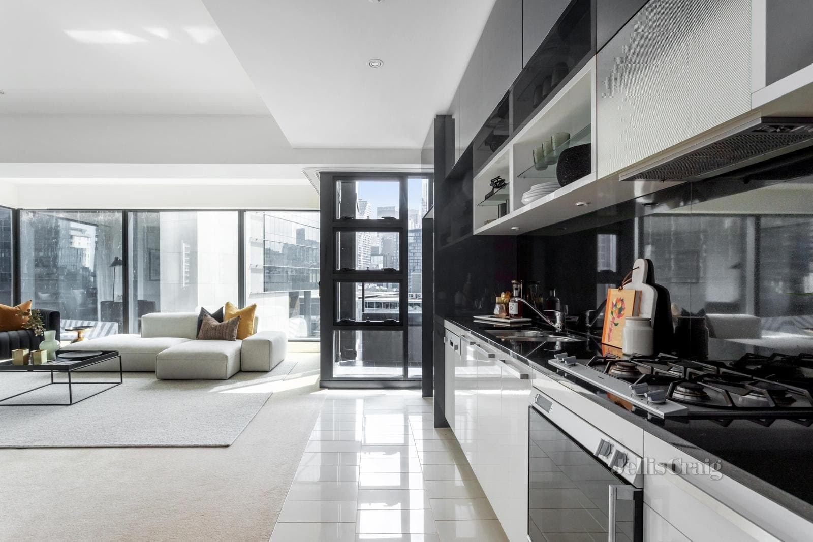 1110/7 Riverside Quay, Southbank, Southbank - Thumbnail 4